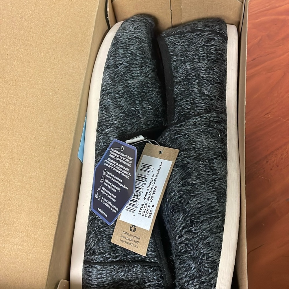 ✨Toms Cozy Alpargata Slip-On Flats - Black Chunky Cable Knit✨ NIB